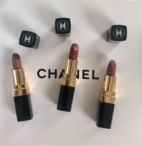 Ruqaiya Khan: CHANEL NUDE LIPSTICKS